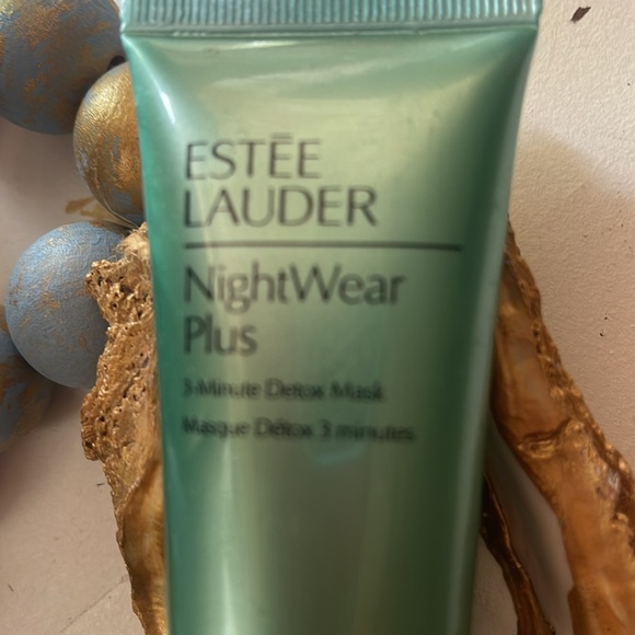 Estee Lauder Brow Now StayIn Place Gel & Nightwear Plus Detox Mask - Picture 9 of 9
